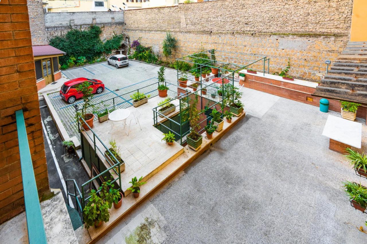 Affittacamere Alloggio Carmen Sallès - Concezioniste Missionarie - Free Parking On Request ! *